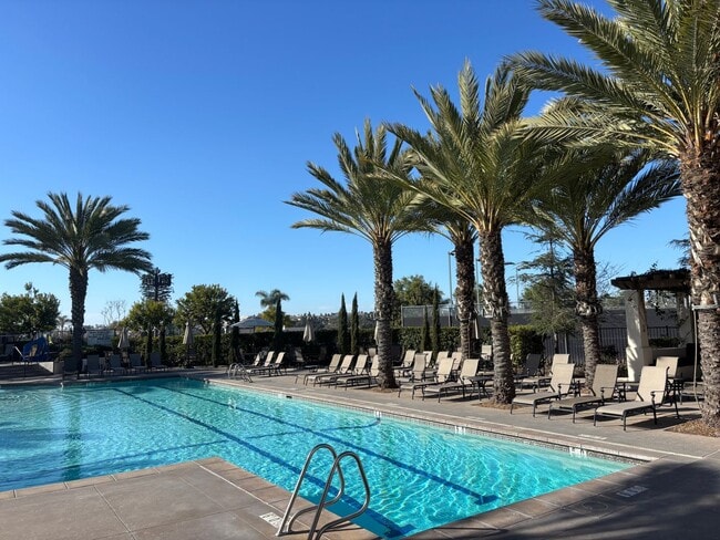 Building Photo - *** $500 Move in special if lease is signe...
