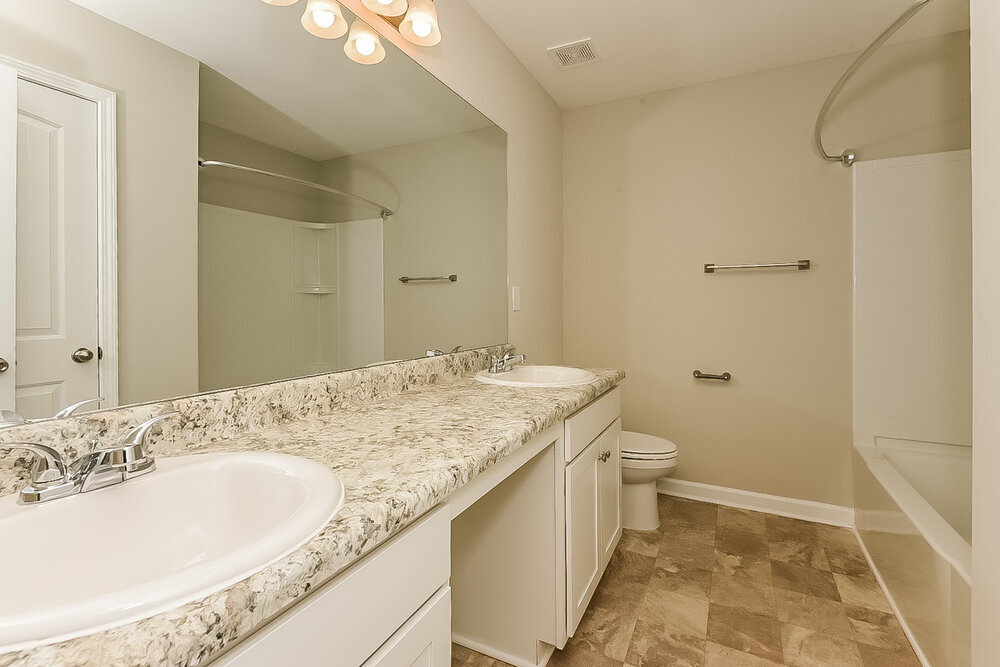 Building Photo - 28 Thunderhawk Ln