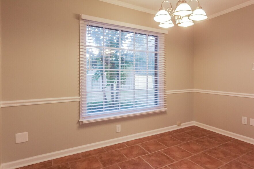 Building Photo - 4134 Glenroy Dr