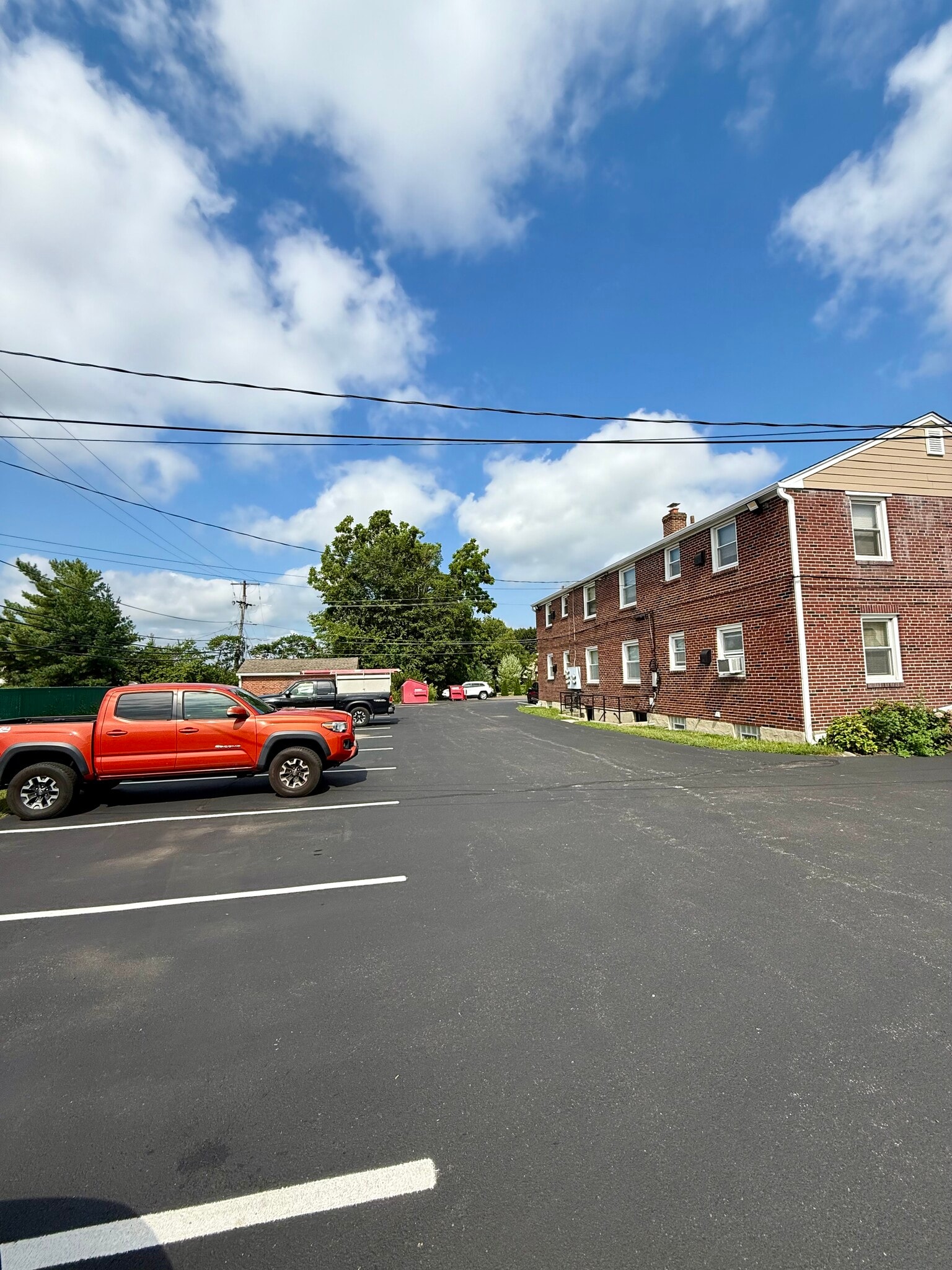 Building Photo - 3524 Rhoads Ave