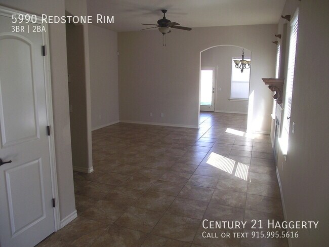 Building Photo - 5990 Redstone Rim Dr