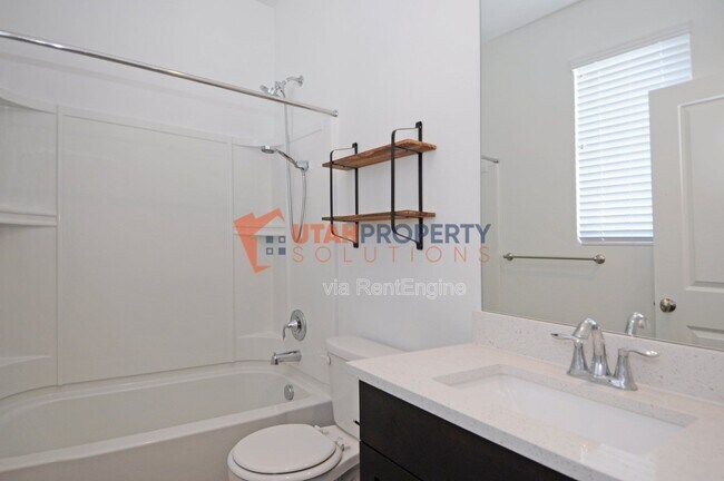 Building Photo - 11219 Clear Blue Dr