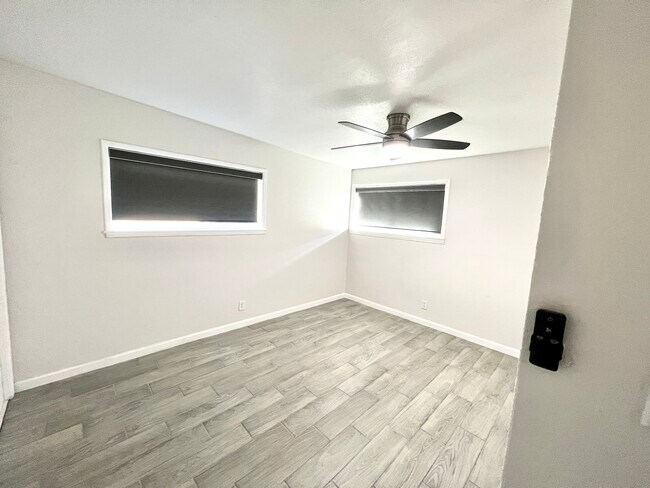 Building Photo - 9412 Beals St