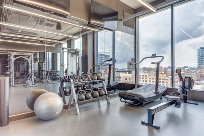 Building Photo - 808 S Green St