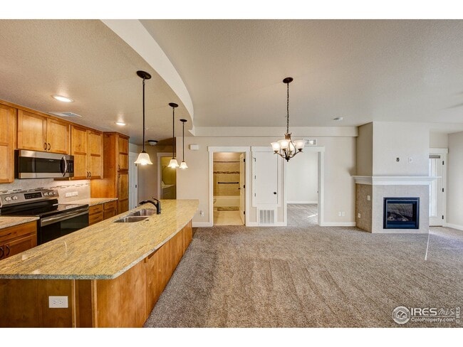 Building Photo - 4662 Hahns Peak Dr