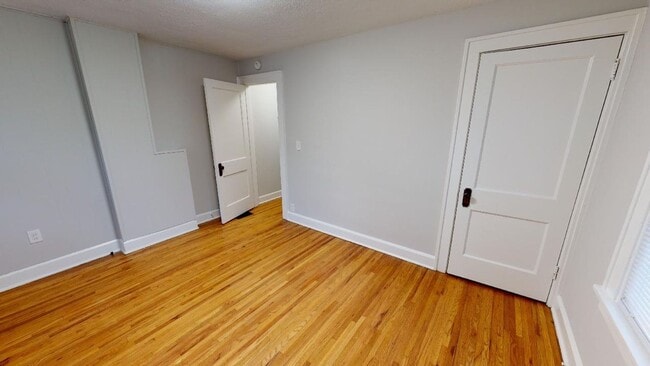 Building Photo - 57 Olentangy St
