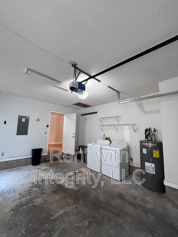 Building Photo - 6444 Cavalcade Trail