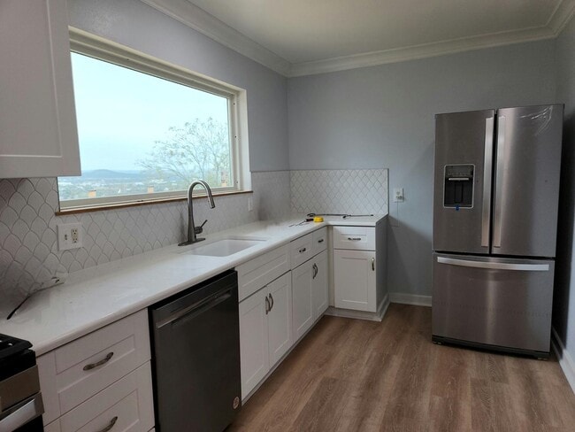 Building Photo - 100 Chula Vista Dr