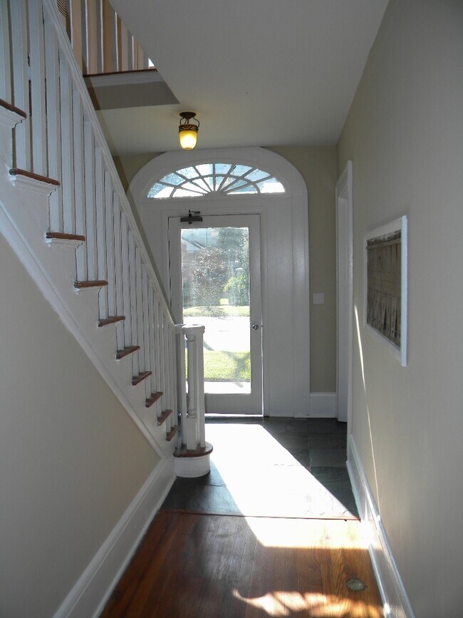 Hallway - 2331 Riverside Ave