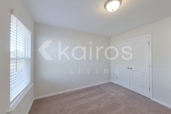 Building Photo - 101 Ebenezer Blf Wy