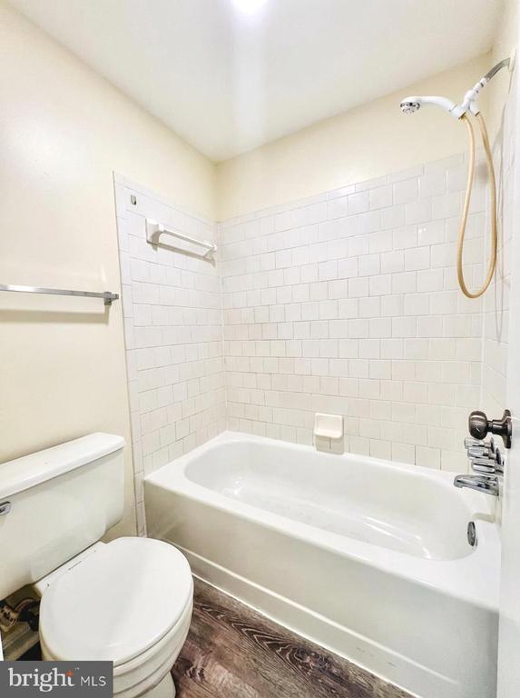 Building Photo - 4342 Pembrook Village Dr