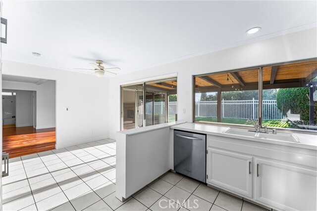 Building Photo - 26556 Ave Deseo
