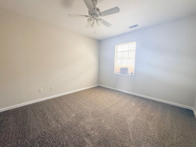 Building Photo - 430 W Stevens St