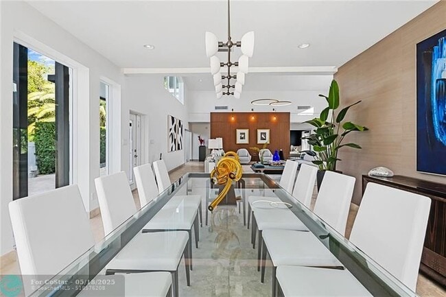 Building Photo - 2416 Bayview Dr