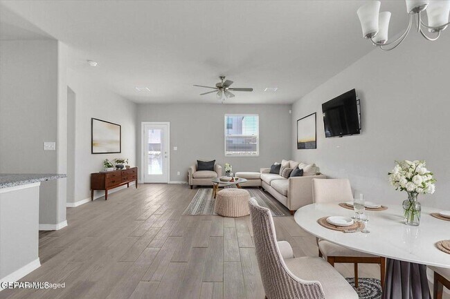 Building Photo - 12260 Desert Wolf Ave