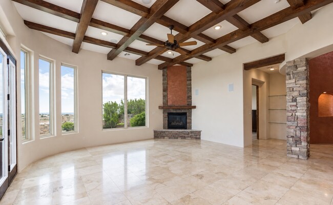 Building Photo - 3022 Lookout Ridge Dr