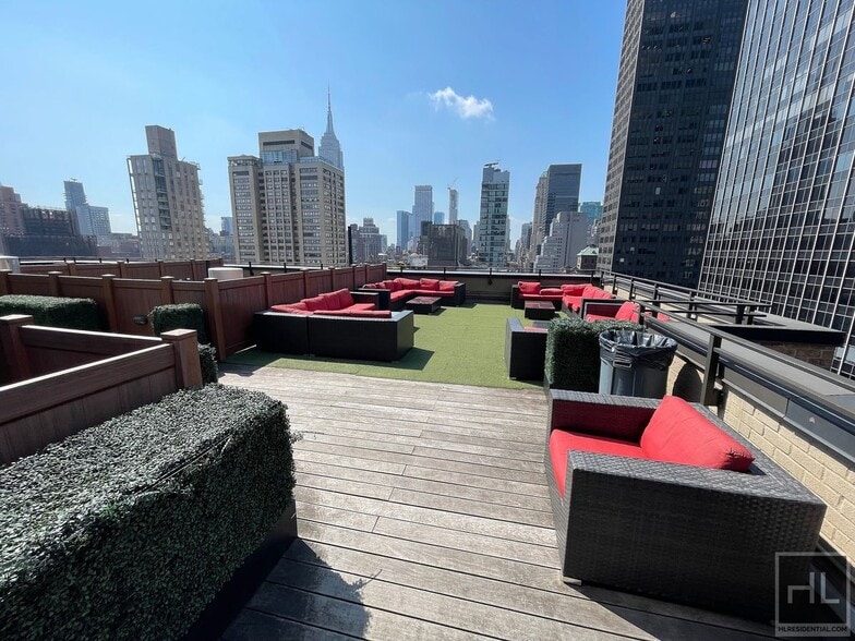 Building Photo - East 39th Street