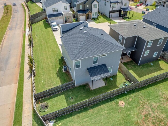 Building Photo - Beautiful New Construction Home in Edmond/Oklahoma City