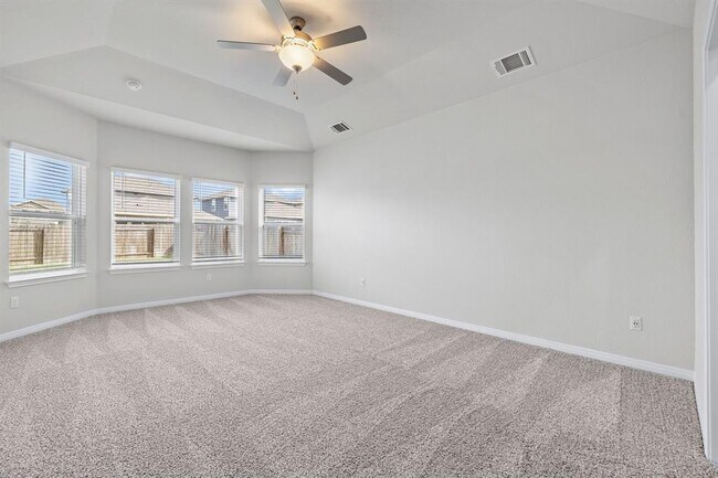 Building Photo - 631 Wild Spur Ln