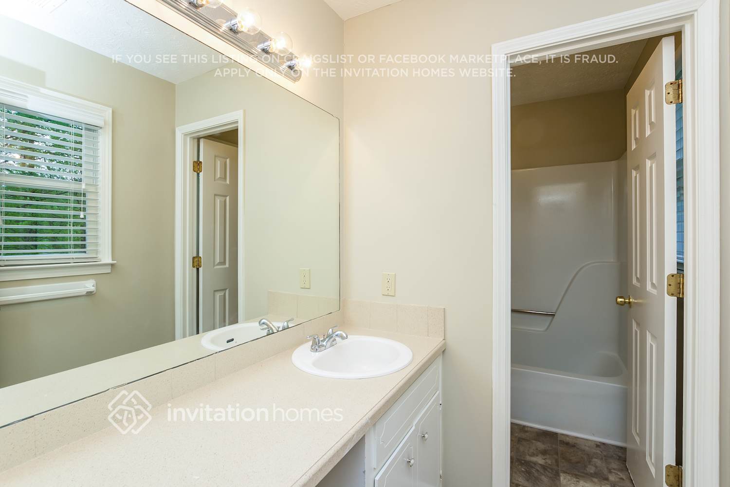 Building Photo - 5101 Sunset Dr