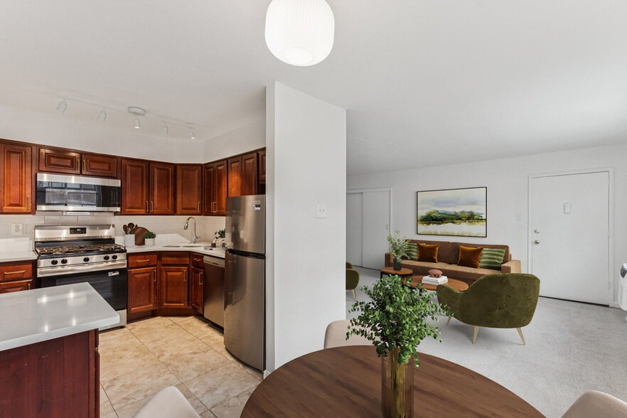 Building Photo - Brockton Court