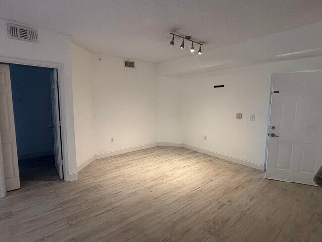 Building Photo - 11770 St Andrews Place