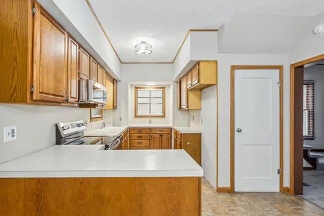 Building Photo - Coming Soon! Beautiful two story home in Winfield that showcases exceptional curb!