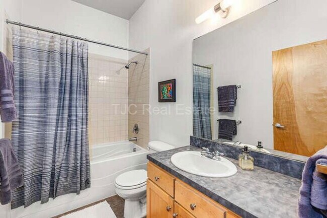 Building Photo - 7700 E 29th Ave