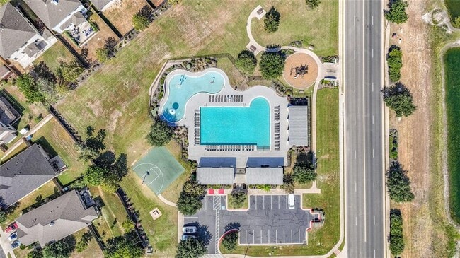 Building Photo - 412 Breccia Trl