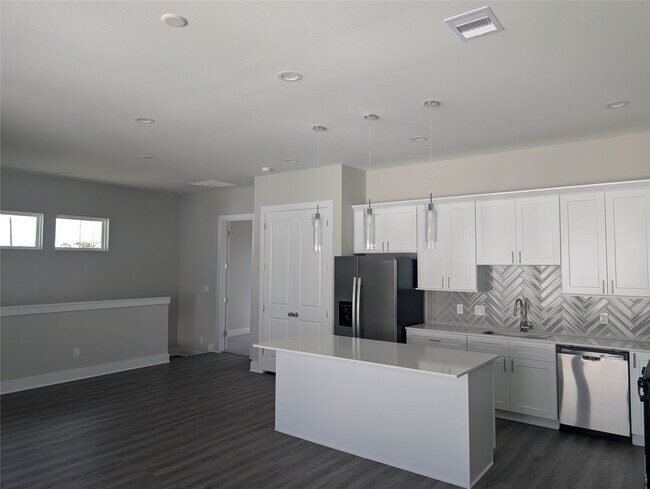 Building Photo - 8316 Curry Rd