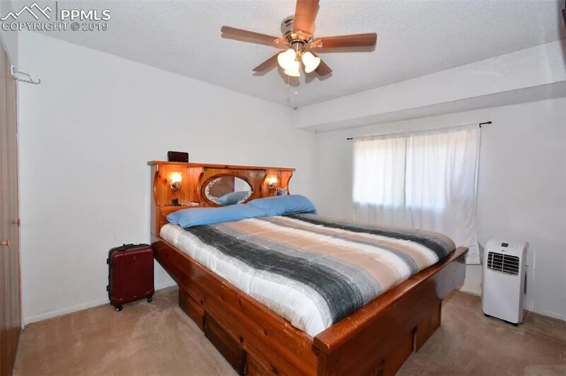Building Photo - 4238 College View Dr
