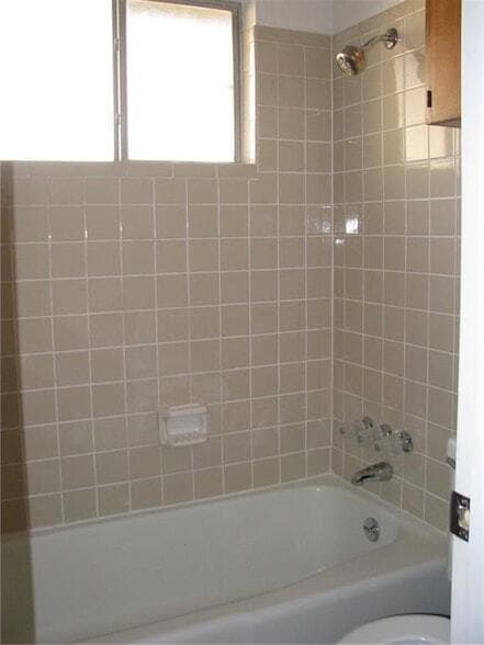 Building Photo - 6509 Skycrest Dr