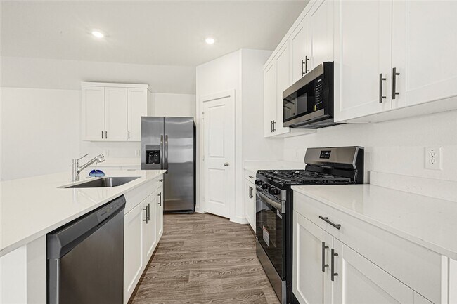 Building Photo - 1015 Blue Stone Dr