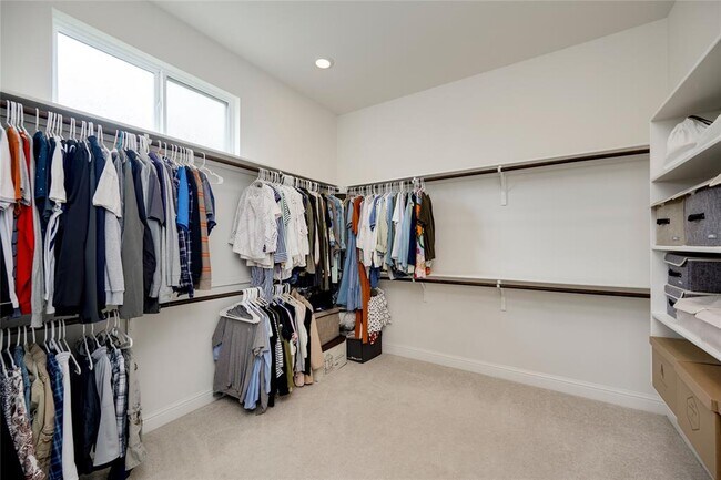 Building Photo - 7107 Calpe Dr