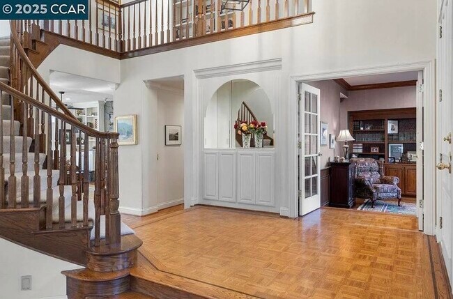 Building Photo - 3109 Stonegate Dr