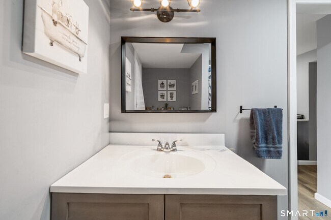 Building Photo - 103 Martin Rd