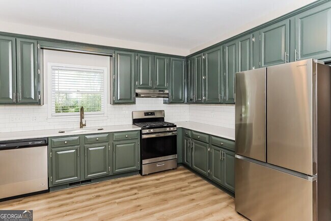 Building Photo - 1612 Carriage Hills Dr