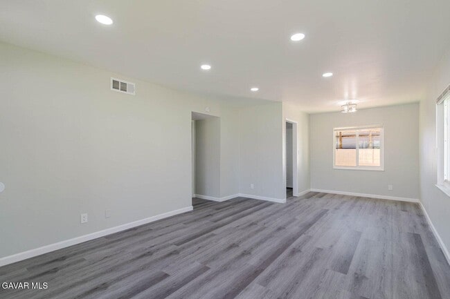 Building Photo - 44961 5th St