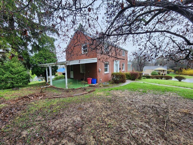 Building Photo - Tired of being a renter and want to own yo...