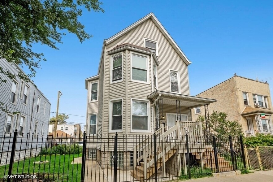 Building Photo - 3138 N Lawndale Ave