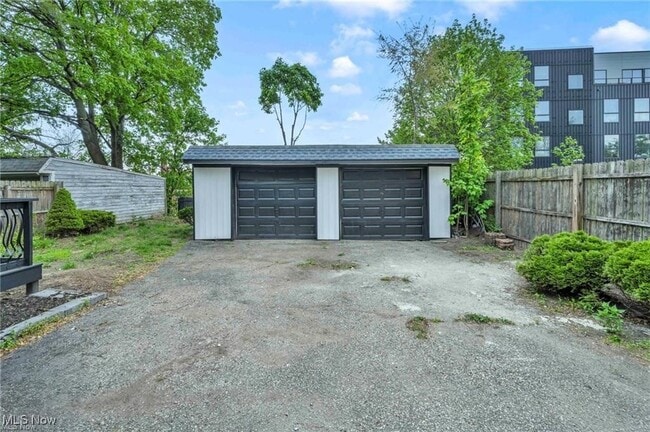 Building Photo - 1812 Brevier Ave