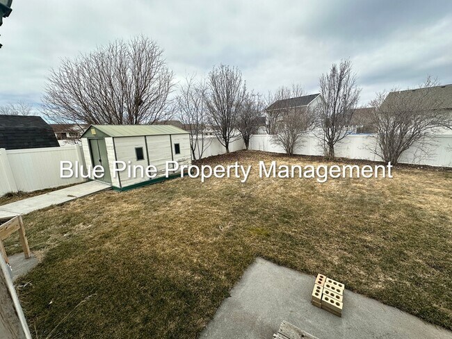 Building Photo - 3943 Milestone Cir