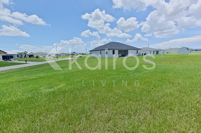 Building Photo - 826 Wilmington Pkwy