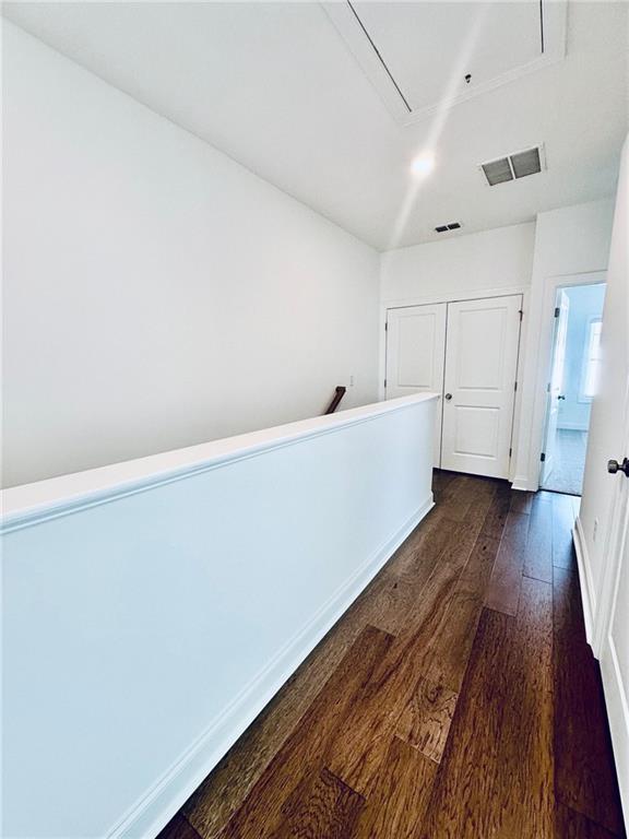 Building Photo - 512 Healy Dr