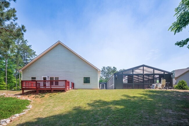 Building Photo - Private 4BR Home on Acreage with Pool and Hot Tub Near Downtown Senoia