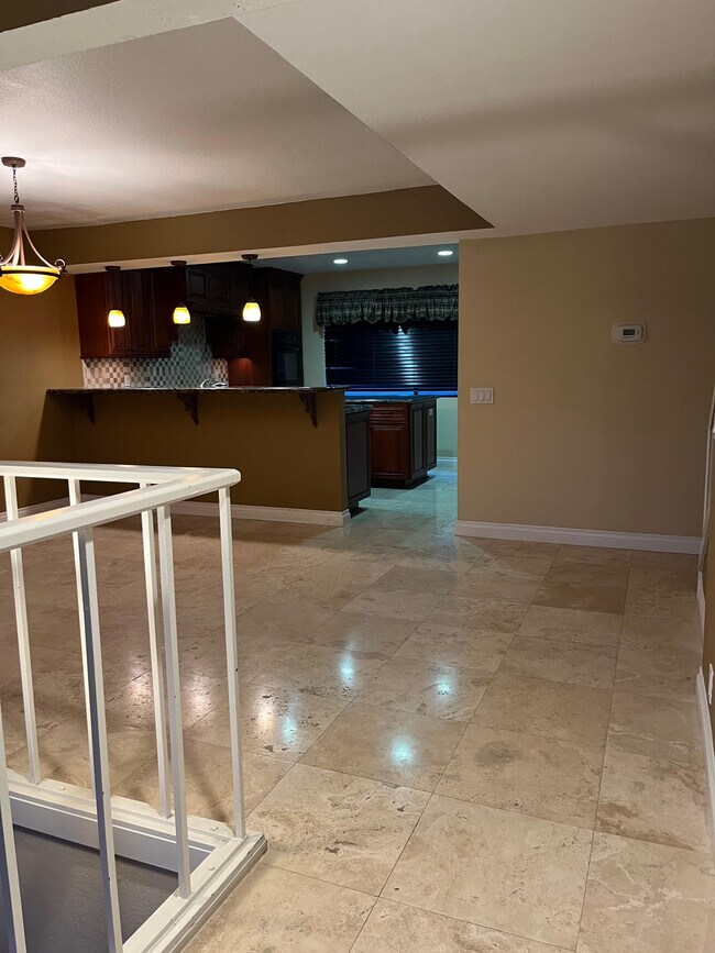 Building Photo - 13000 Mindanao Way