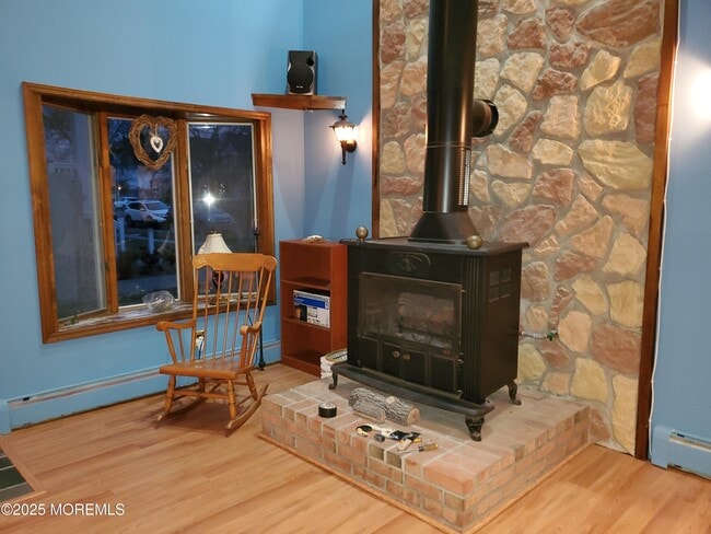 Building Photo - 411 Woodland Ave