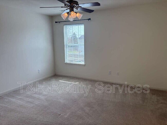 Building Photo - 4209 Manasota Ct