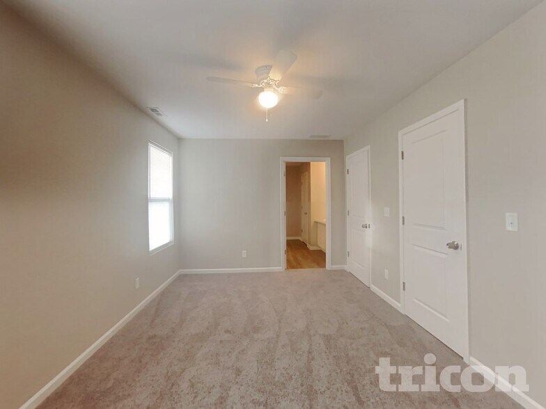 Building Photo - 1098 Tomahawk Pl