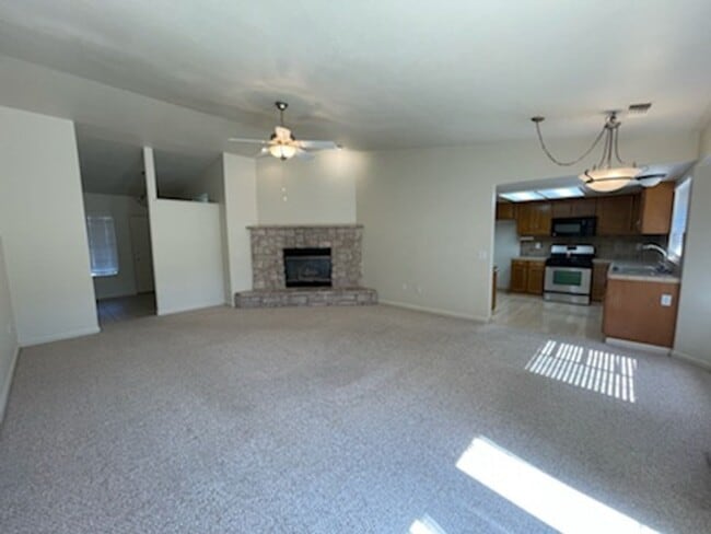 Building Photo - 3668 Cherrywood Dr
